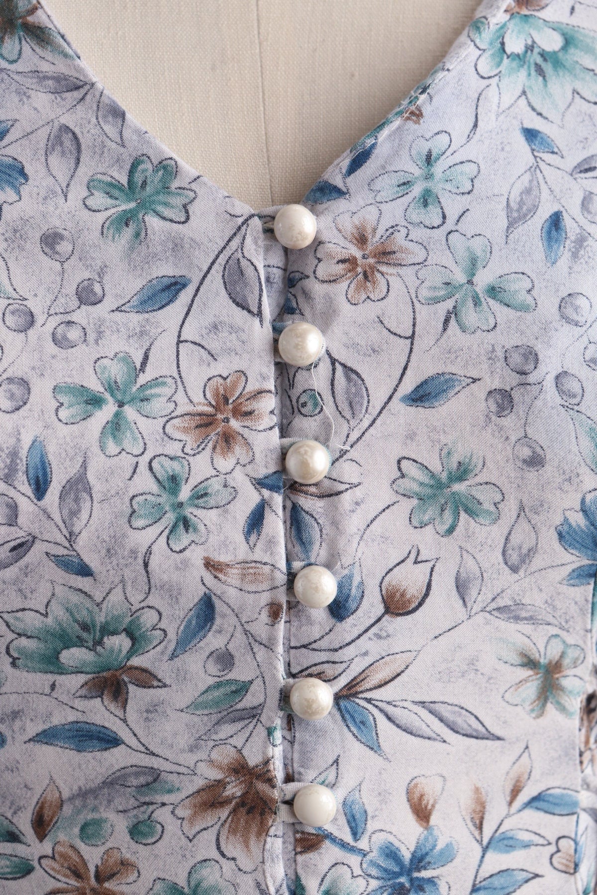 Vintage 90's summer floral dress women romper blue white button strap waist