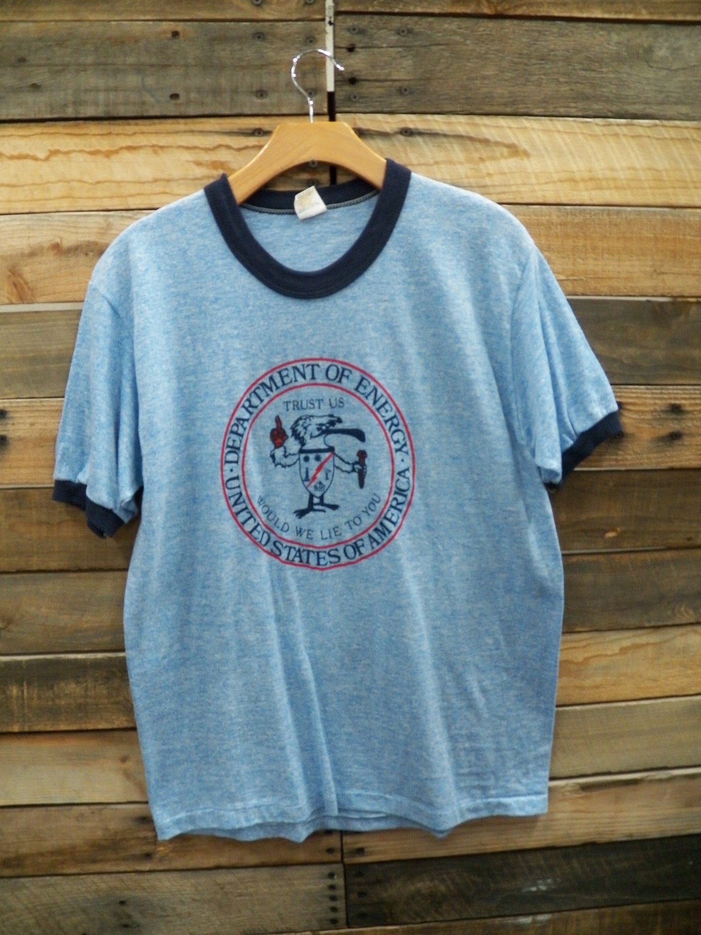 Vintage t-shirt department of energy united states of america blue sports wear gulf coast label made in usa