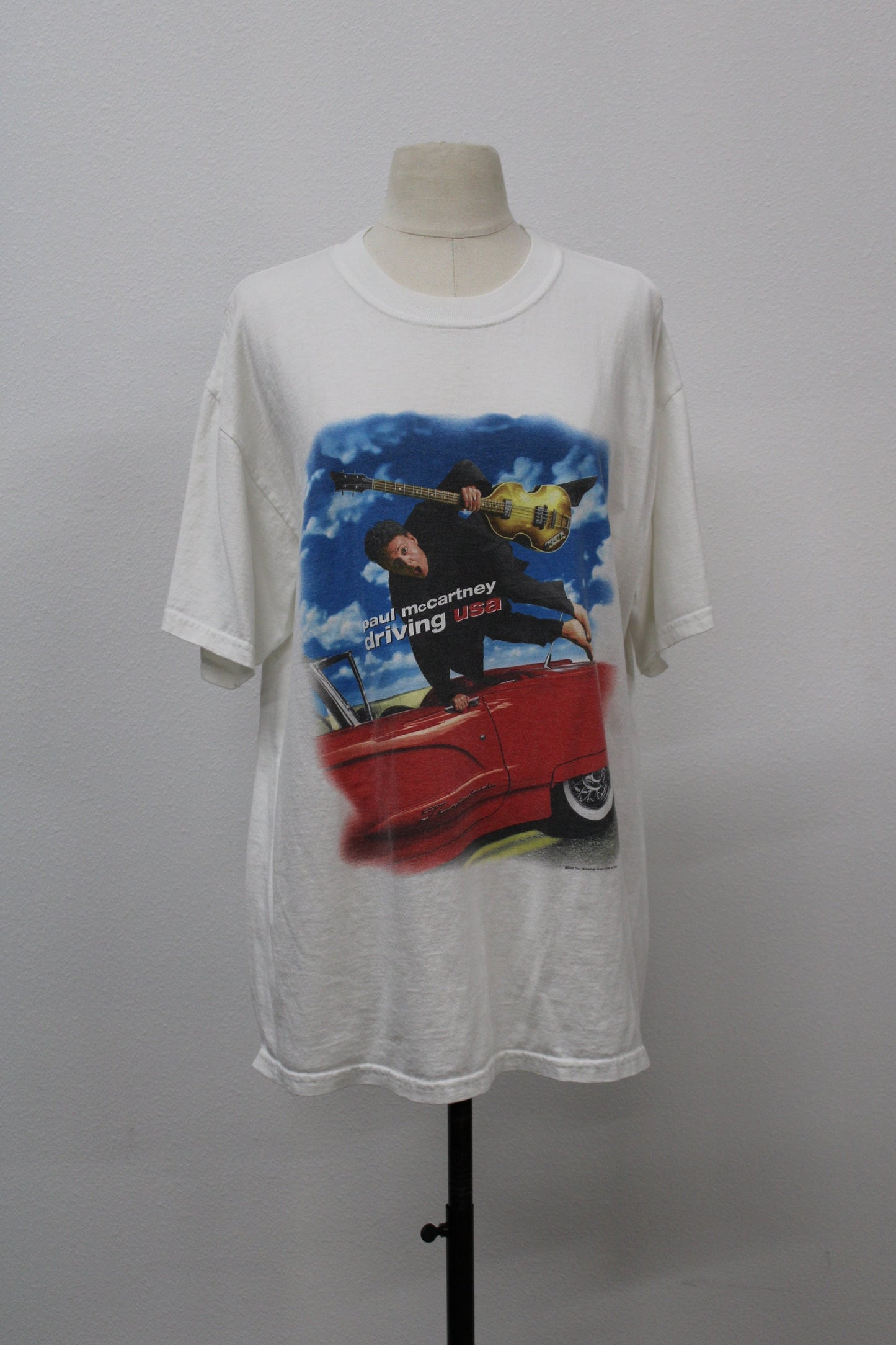 Paul mccartney 2002 tour t-shirt white driving usa concert beatles thunderbird red guitar music