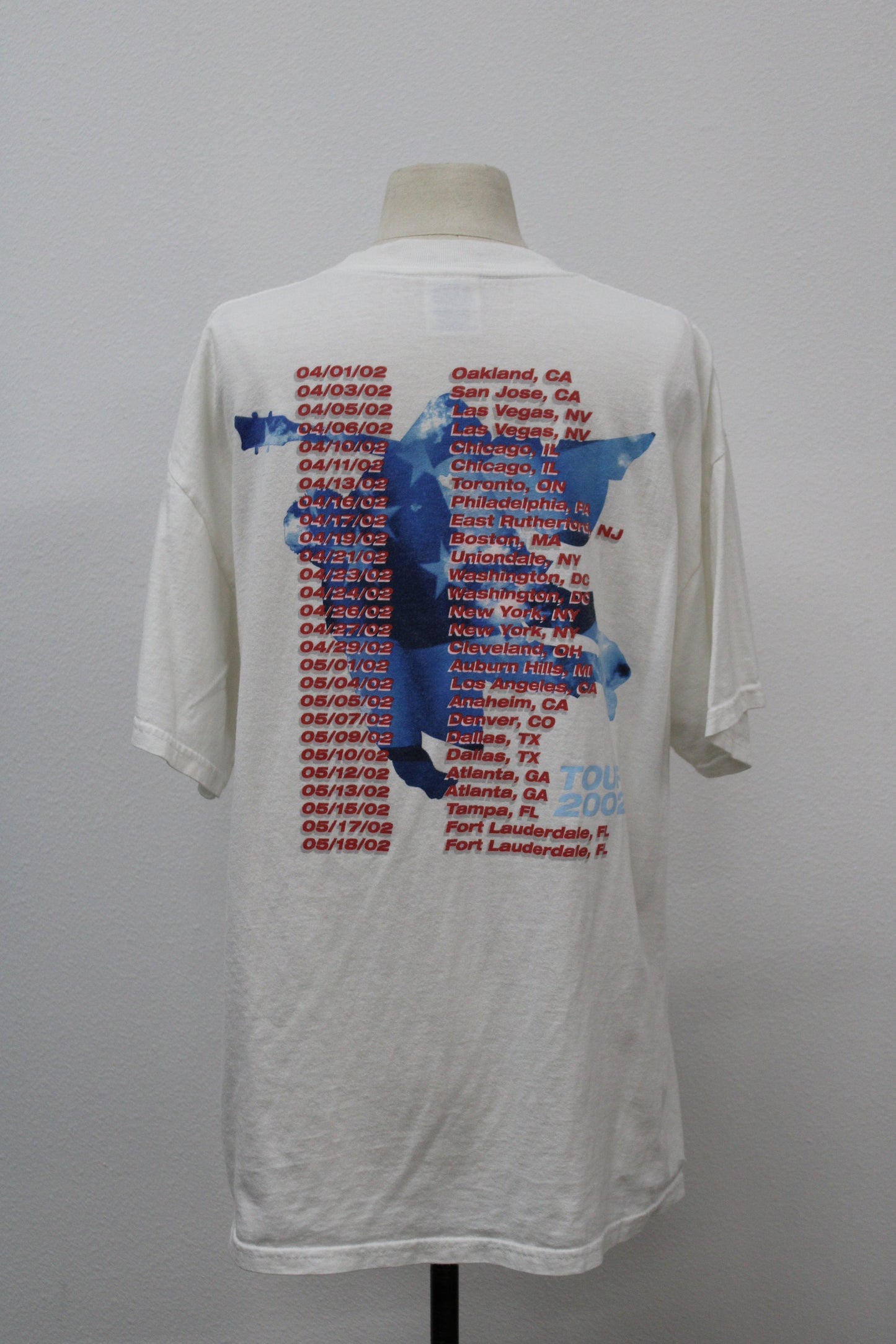 Paul mccartney 2002 tour t-shirt white driving usa concert beatles thunderbird red guitar music