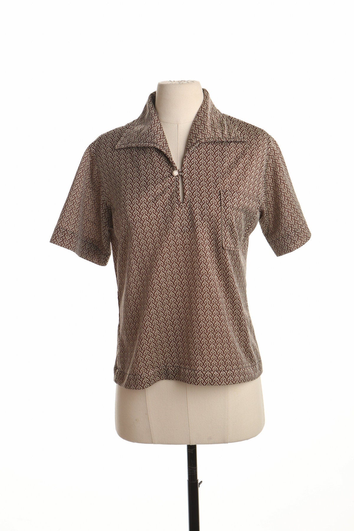 Men 70's poly shirt brown disco mod butterfly neck hippie casual