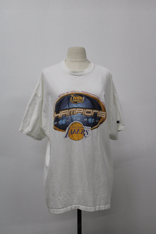 Lakers los angeles t-shirt white nba finals 2001 back to back champions basketball graphic