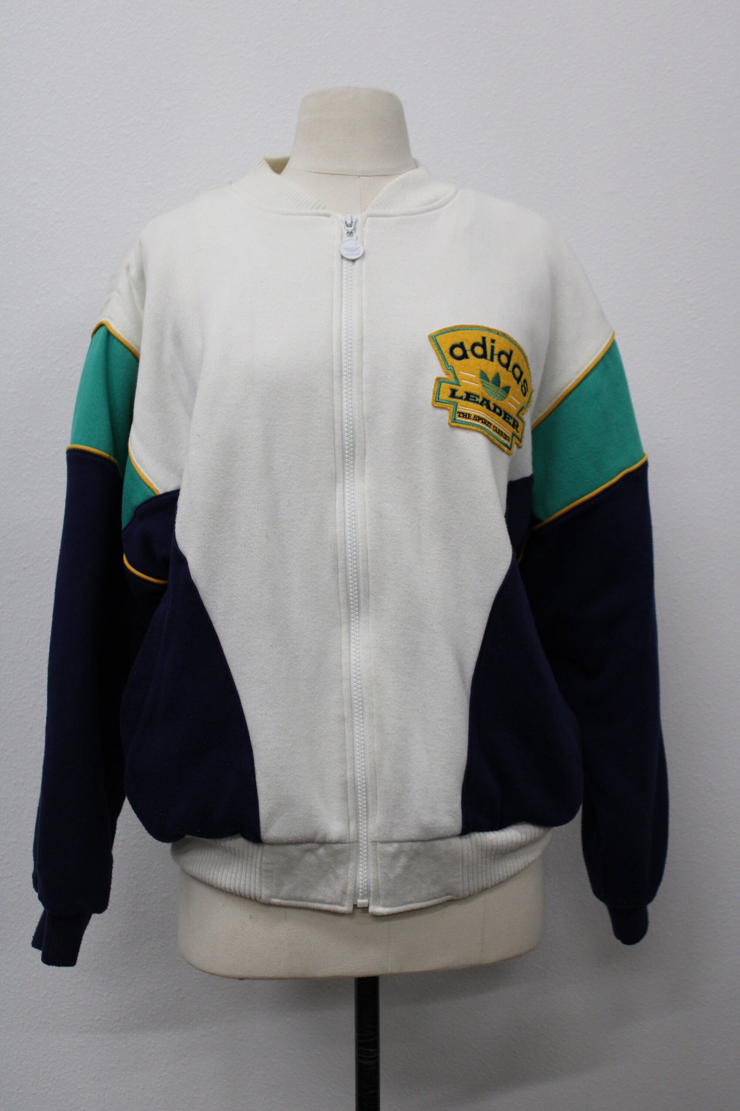 Adidas vintage sweatshirt white blue yellow green silver label leader the spirit carries graphic embroidered zip up