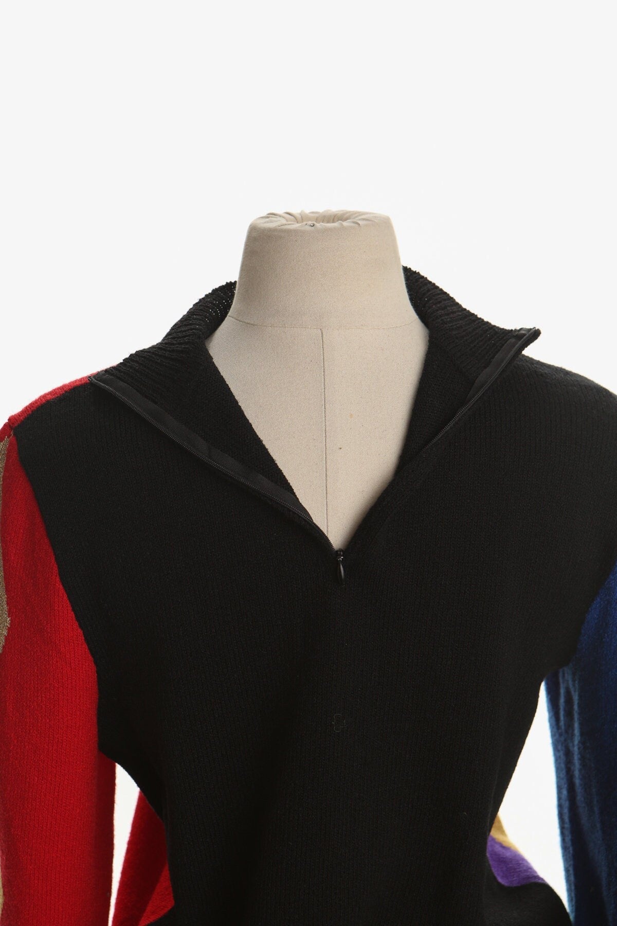 Vintage women 90's casual sweater black 80's side button geometric