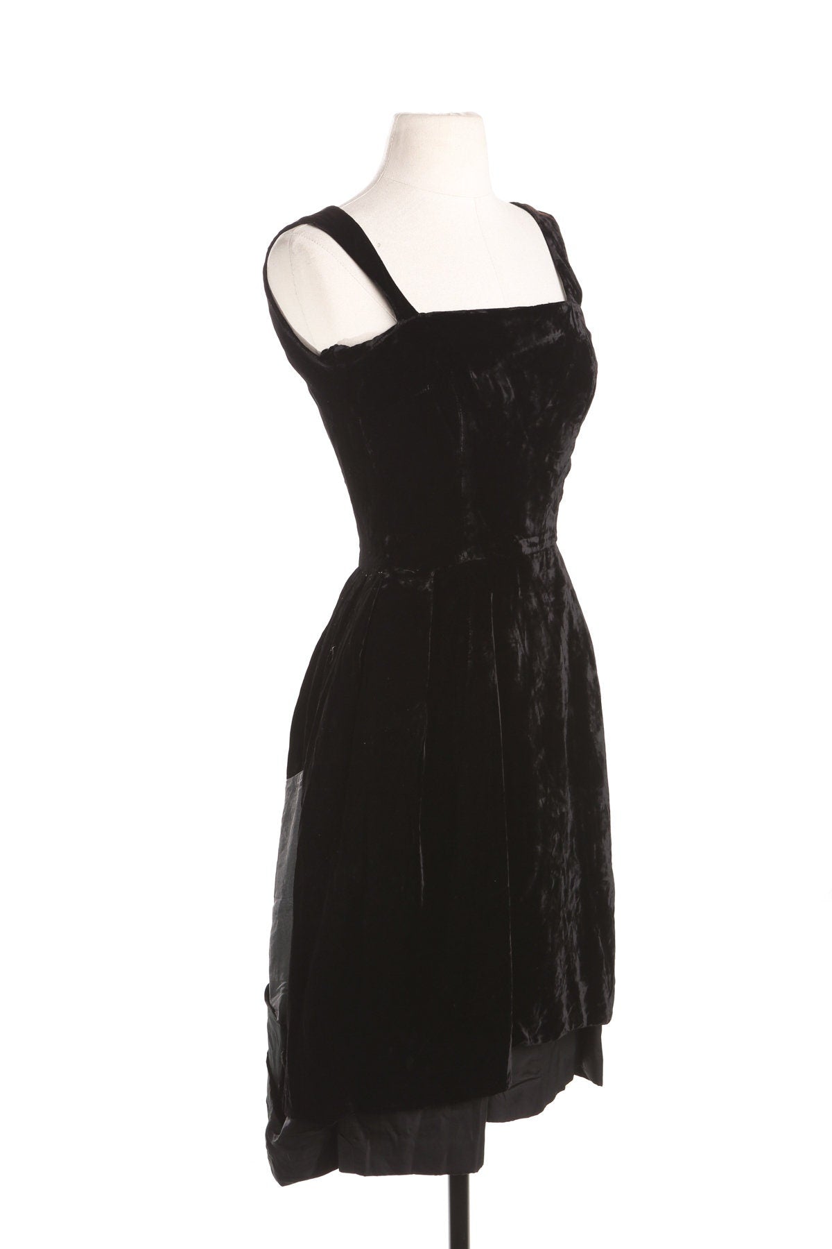 Vintage Black Evening Velvet Dress by Maison Madelaine - Era 50's - 60's
