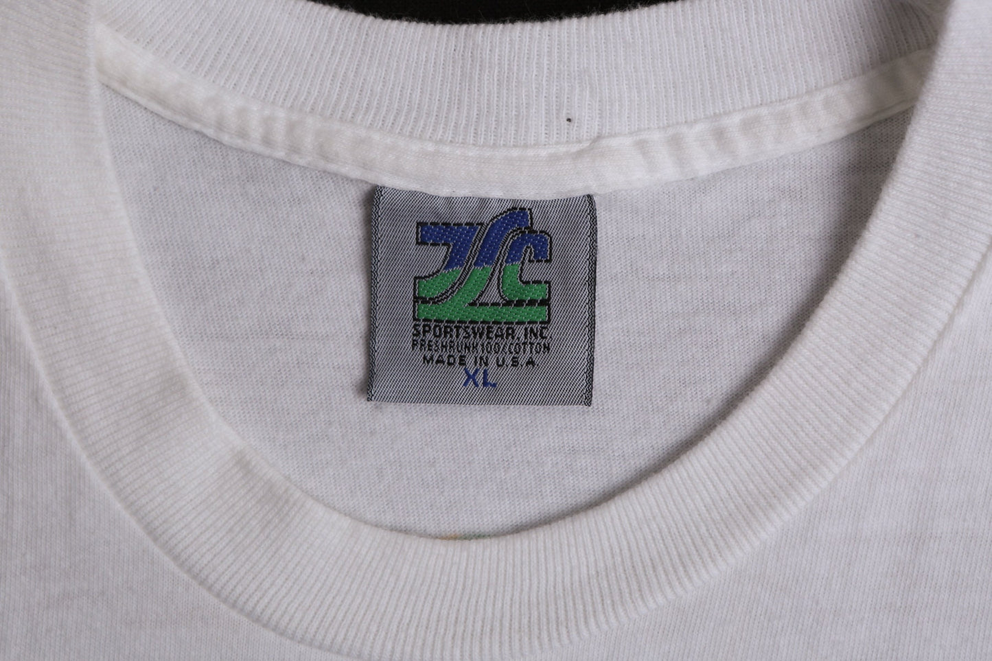 Vintage In and Out white Graphic T-shirt - Get A Taste of California