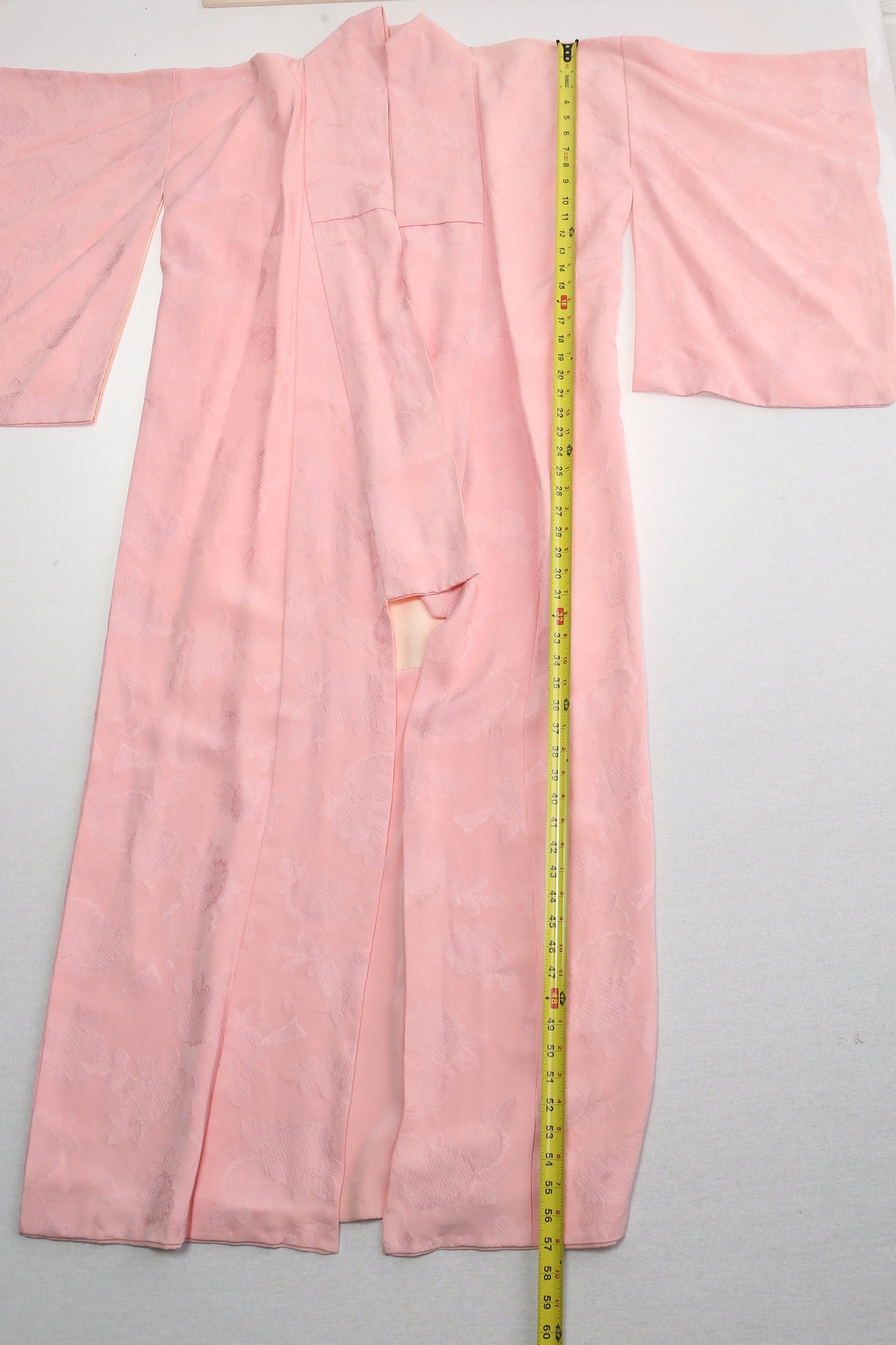 Vintage kimono pink floral women geisha japanese ビンテージ きもの