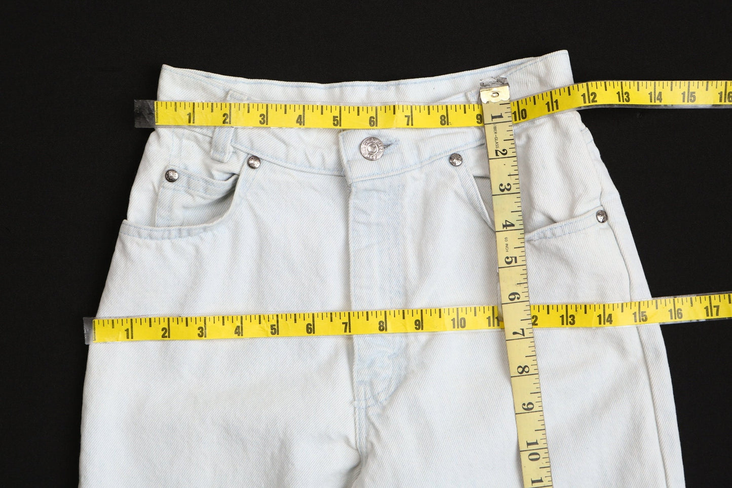 Vintage levi's high waist jeans blue light wash denim silver tab pants women 90's y2k