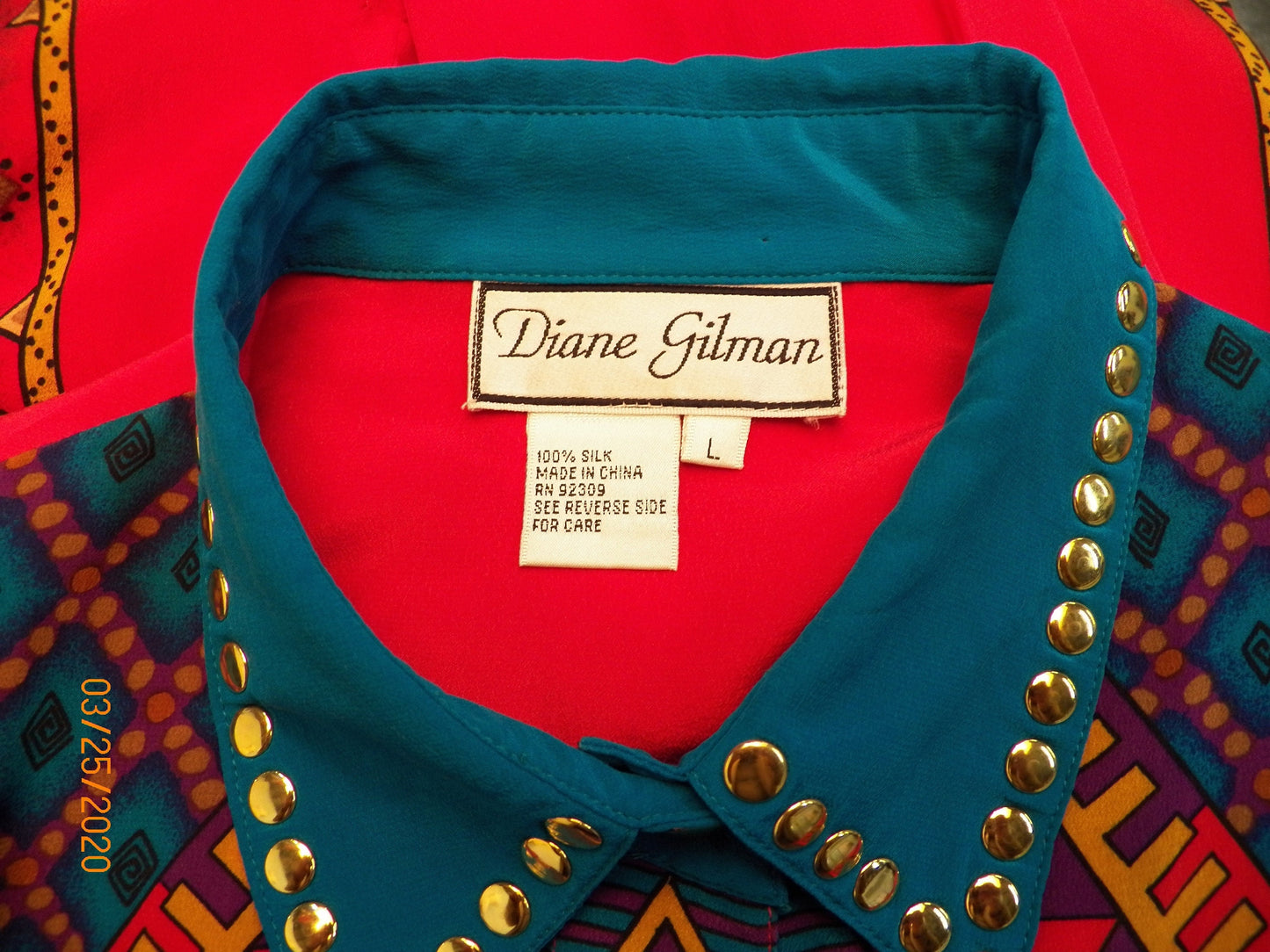 Silk graphic button up top blouse casual 90's women red diane gildman 80's y2k