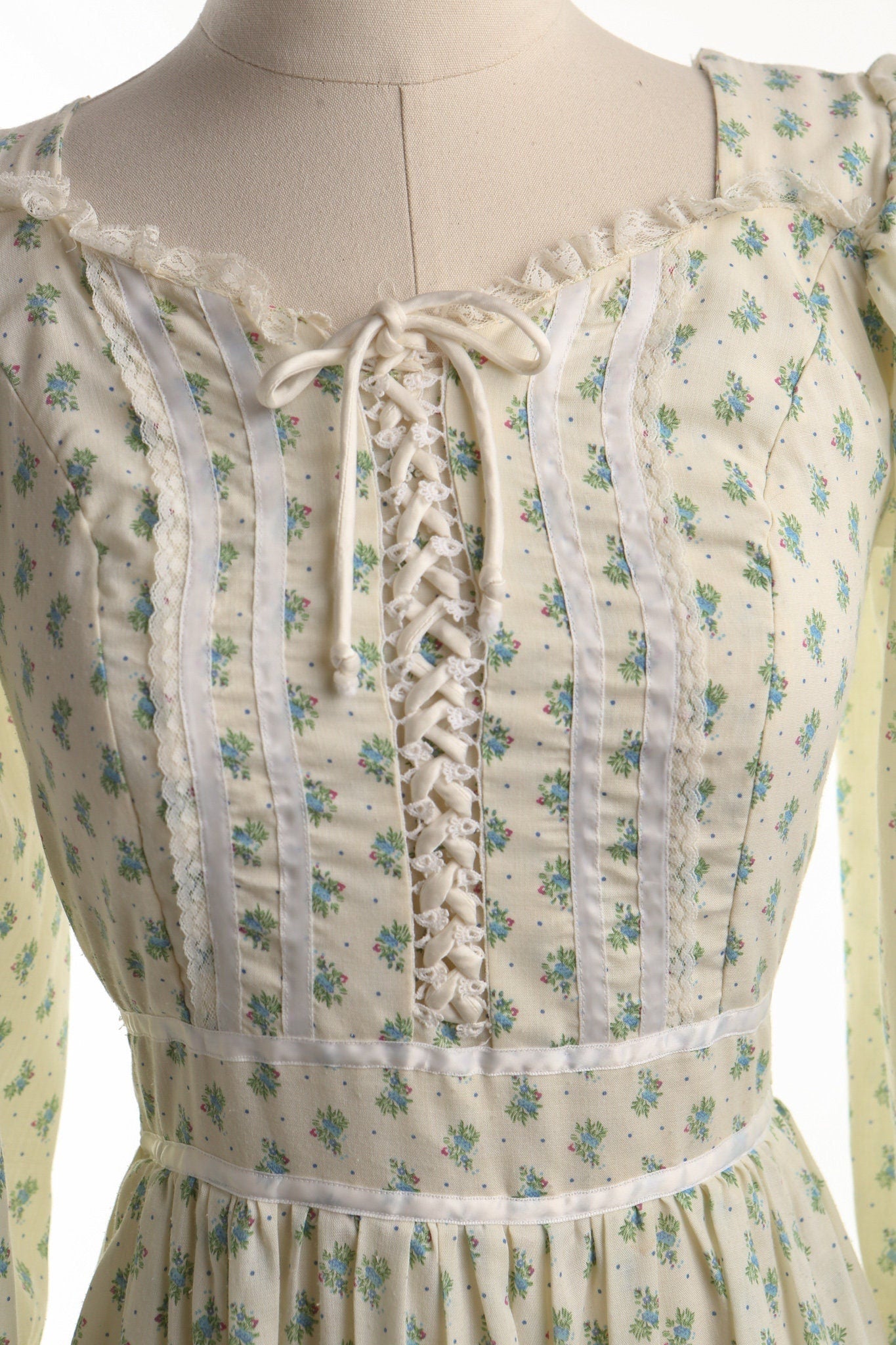 Vintage Women Floral Print Prairie Summer Maxi Dress - Era 70s - 80s