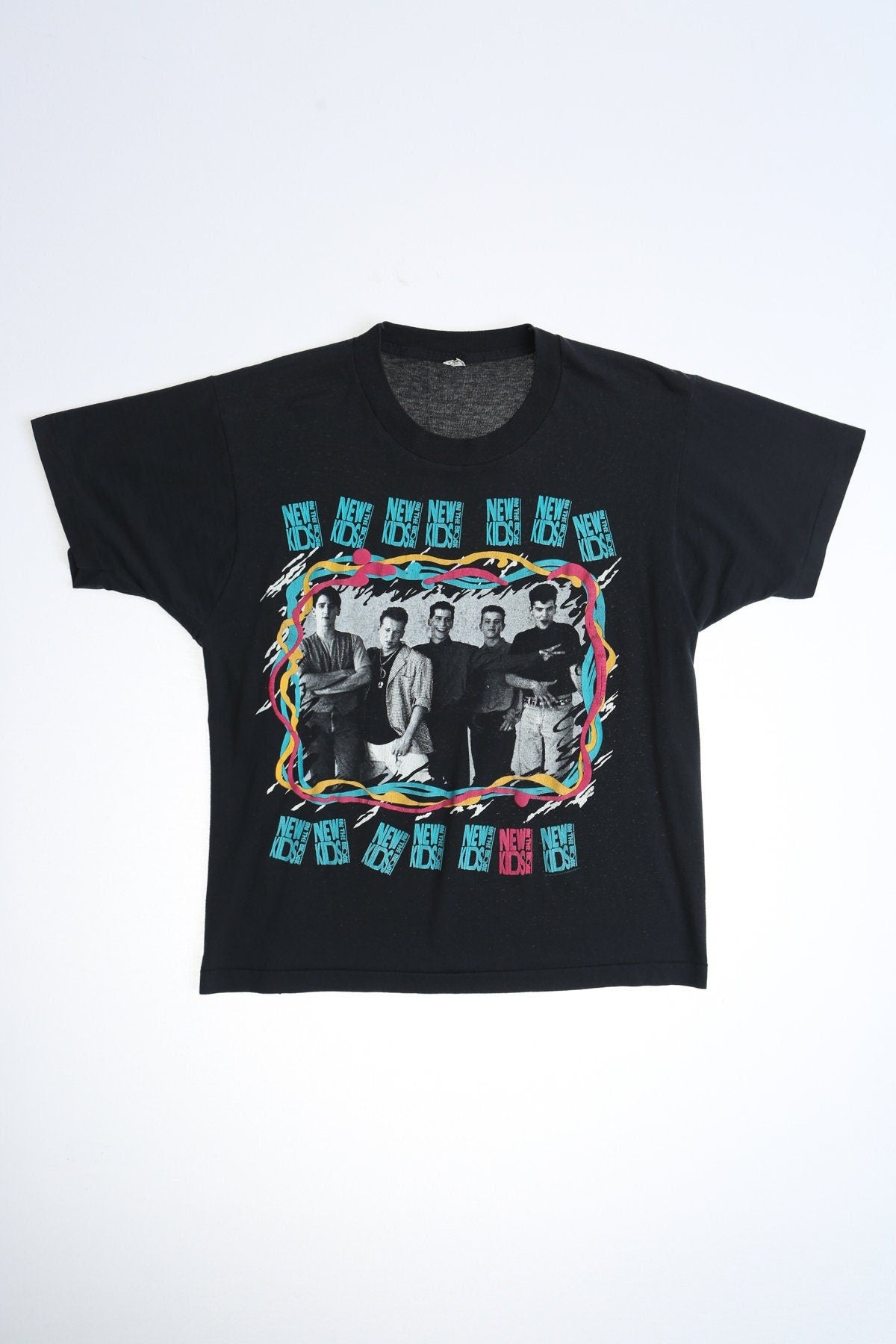 Vintage black new kids on the block tour shirt t-shirt 90's music band