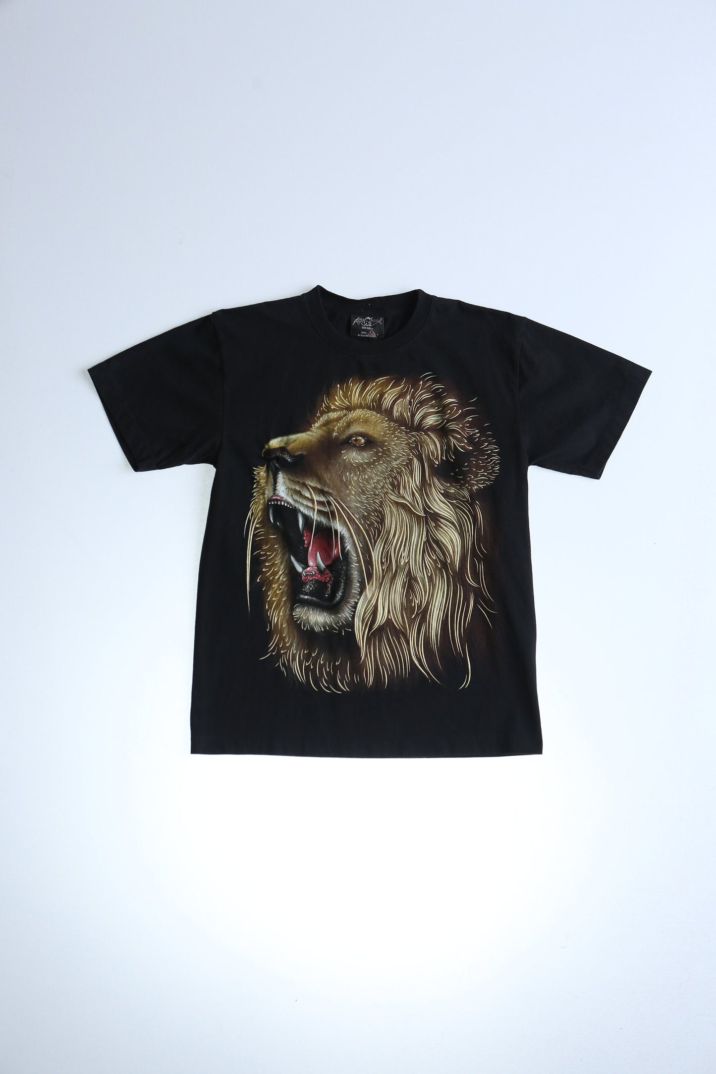 Vintage hand painted lion t-shirt black brown face size medium gold