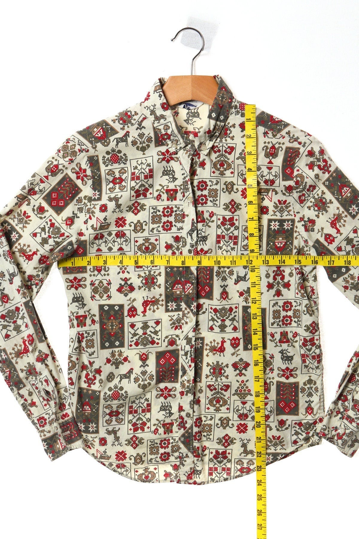 Vintage 70's cotton beige hippie top blouse women button geometric print animal bird