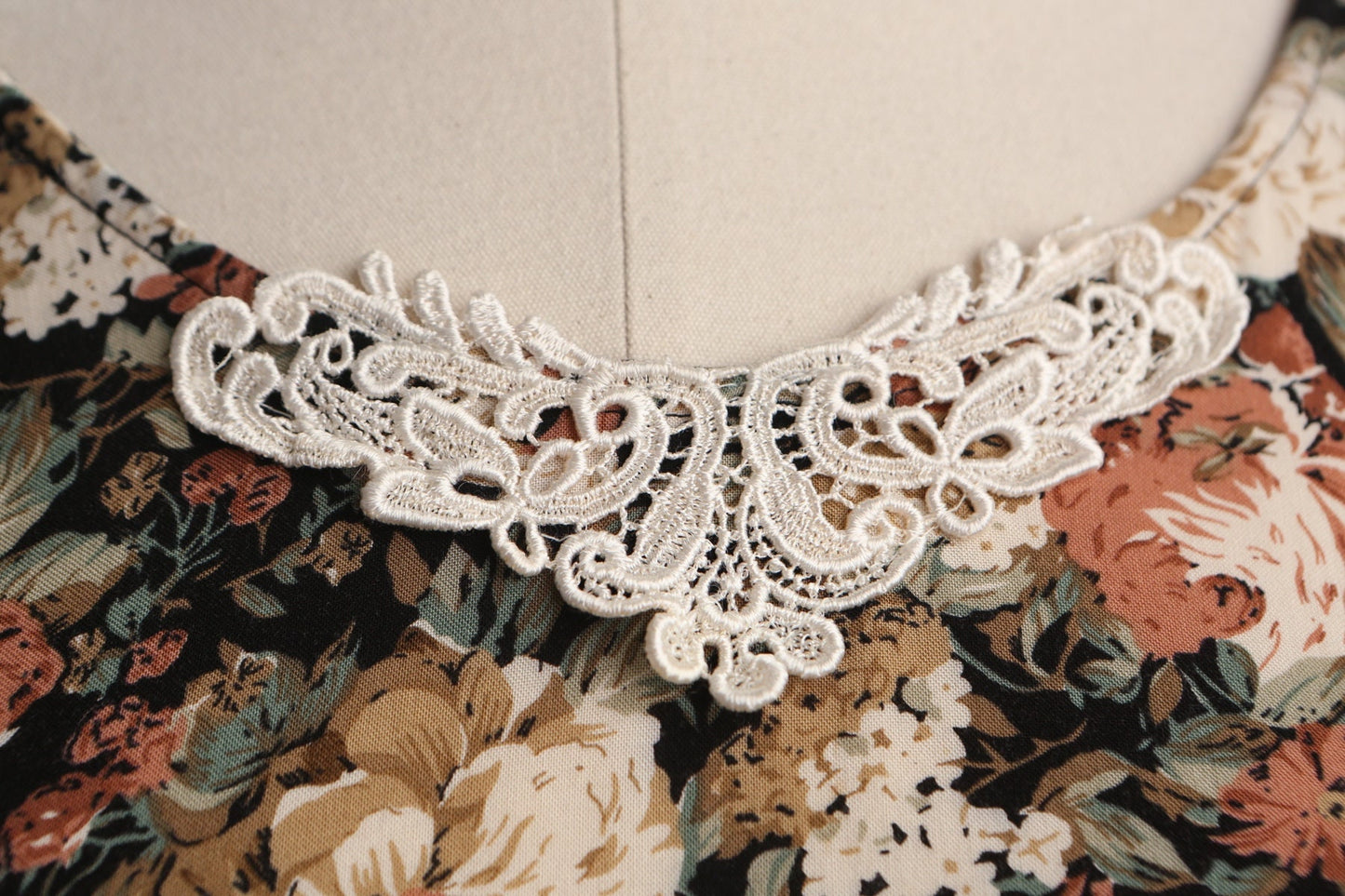 Vintage 90's floral summer dress print rayon women lace