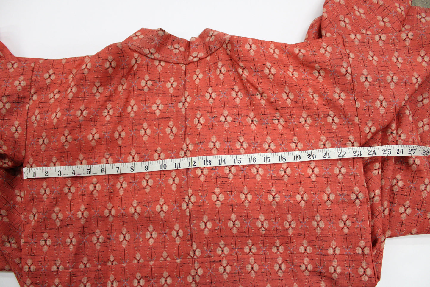 Kimono japanese red abstract print