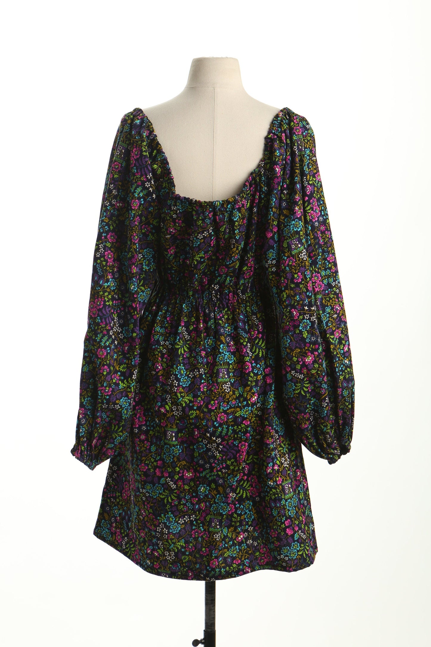 Vintage boho hippie summer floral print dress black off shoulder long sleeve 70's 60's