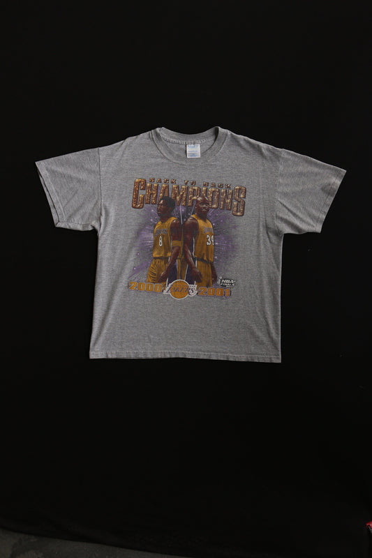 Lakers y2k 2000 2001 nba finals los angeles back to back champions kobe braynt shaquille o'neal large vintage gray