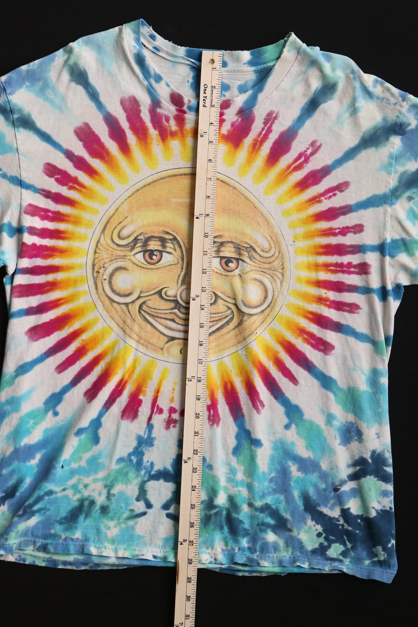 Vintage tie dye sun t-shirt hippie blue one god big mountain white