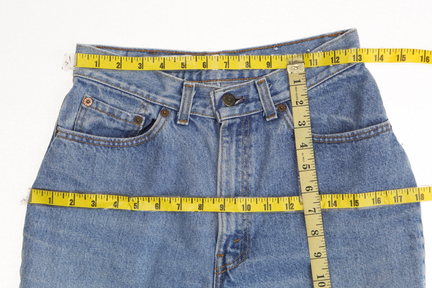 Vintage levi's high waist jeans women 90's mommy relaxed fit blue light wash y2k