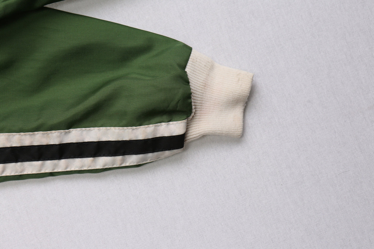 Vintage nylon jacket racing drag quaker state patch