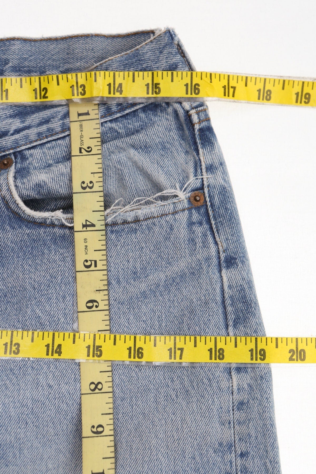 Vintage 501 levi's jeans denim pants made in usa 90's 32 waist high waist