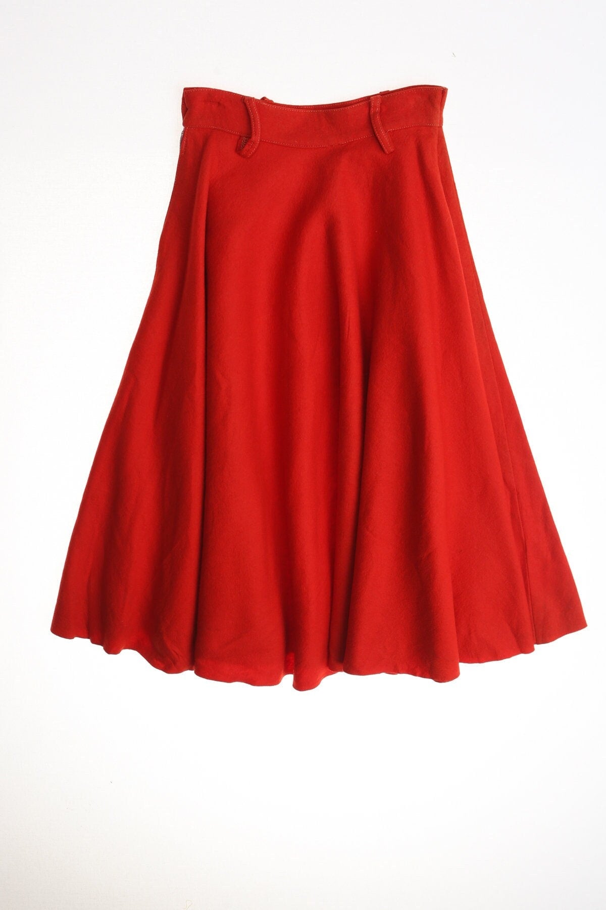 Vintage red rockabilly 50's circle poodle skirt women 40's rock and roll