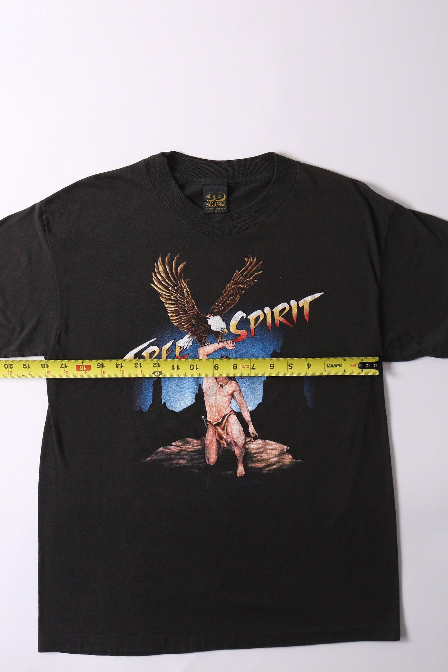 Vintage t-shirt native american free spirit black 3d emblem
