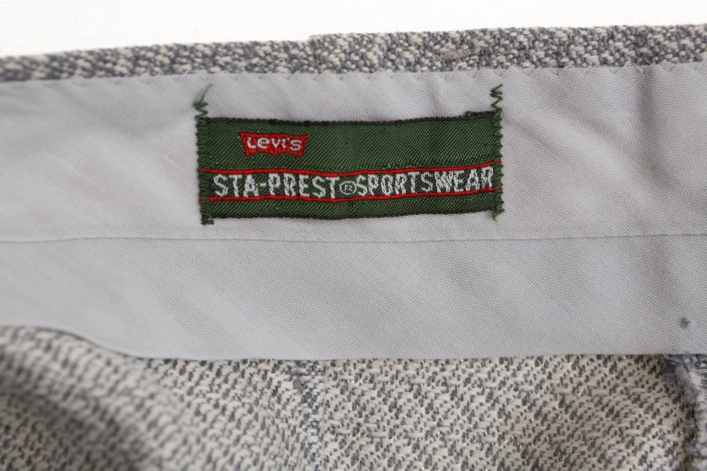 Levi's 70's poly gray short bermuda casual mod front pockets