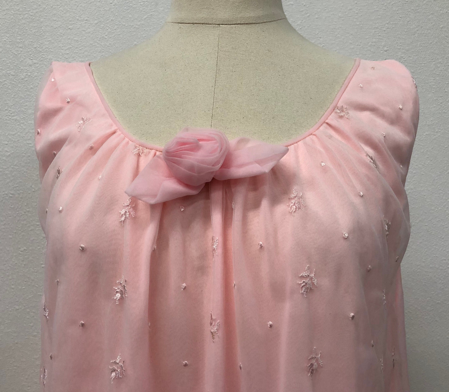 Wearing apparel dress slip nightgown catalinas label pink women vintage