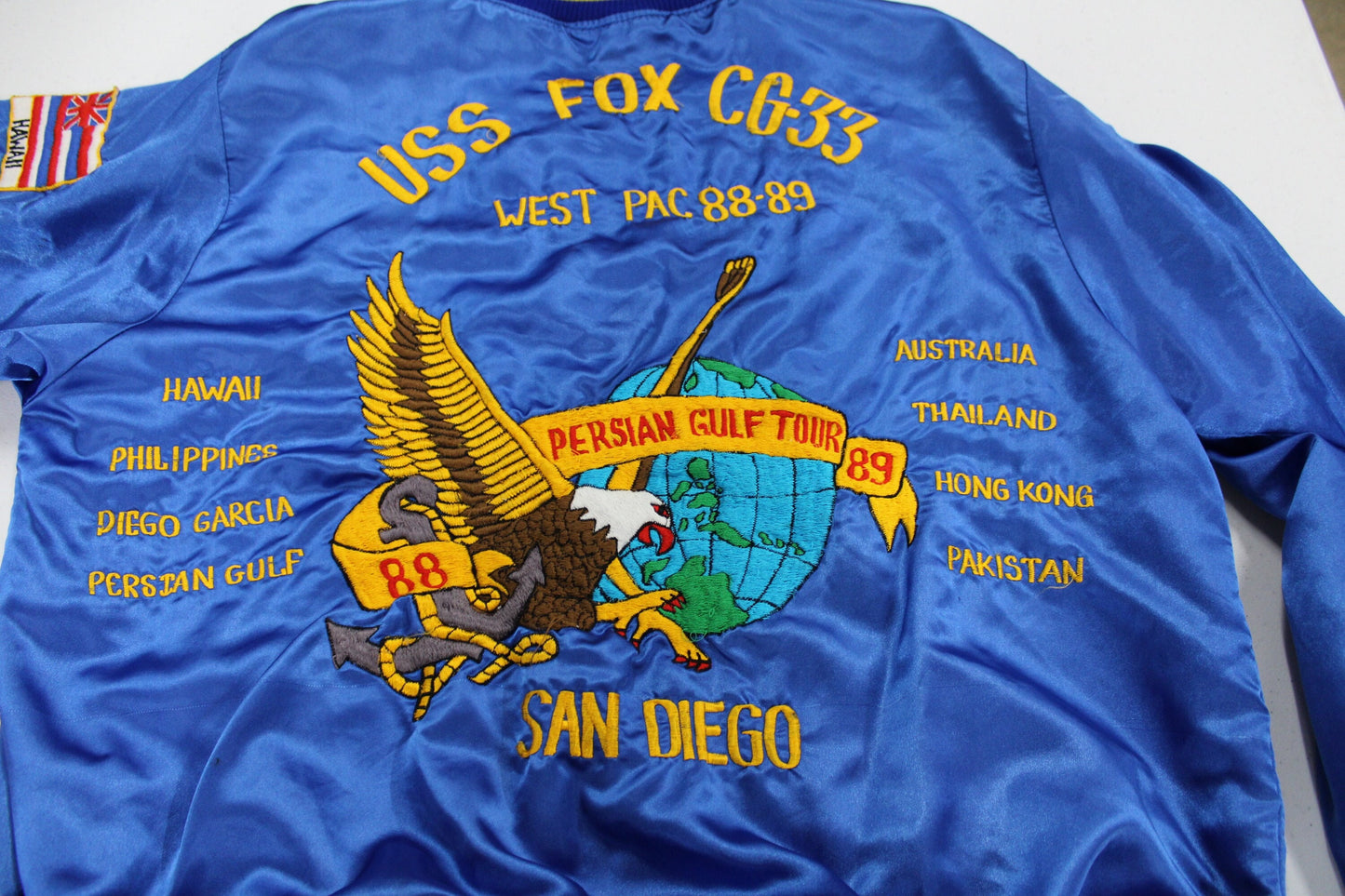 Vintage souvenir bomber jacket persian gulf 88 89 tour uss fox cg-33 hawaii san diego west pac