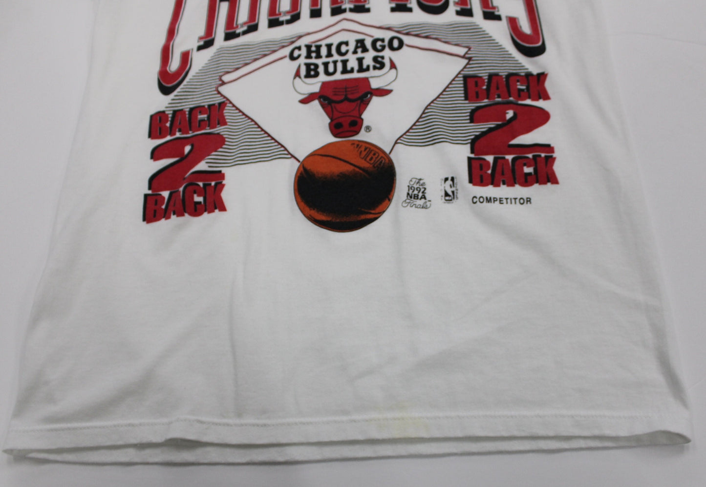 Back 2 back 1992 nba champions chicago bulls world champions vintage t-shirt 1992 nba finals white rare competitor label