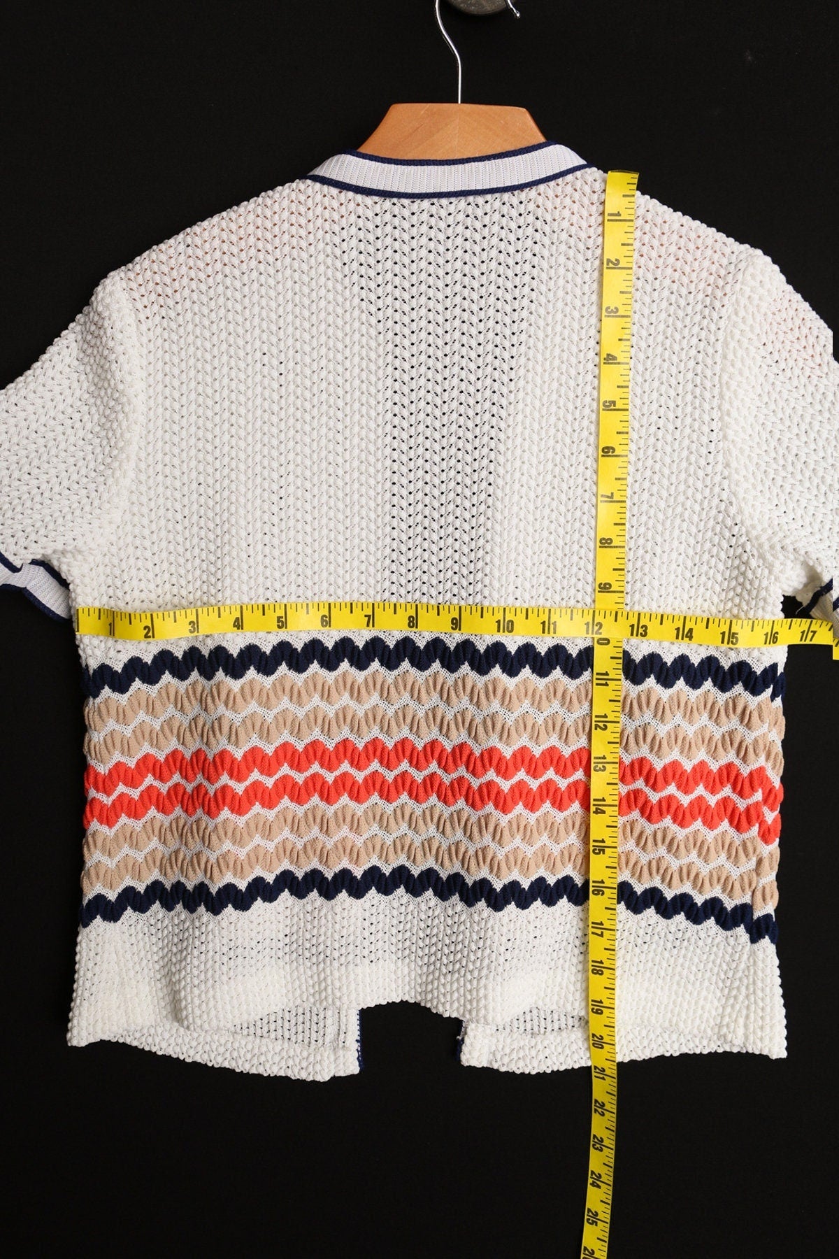 Vintage women 70's polyester white striped no clousure top blouse 60's