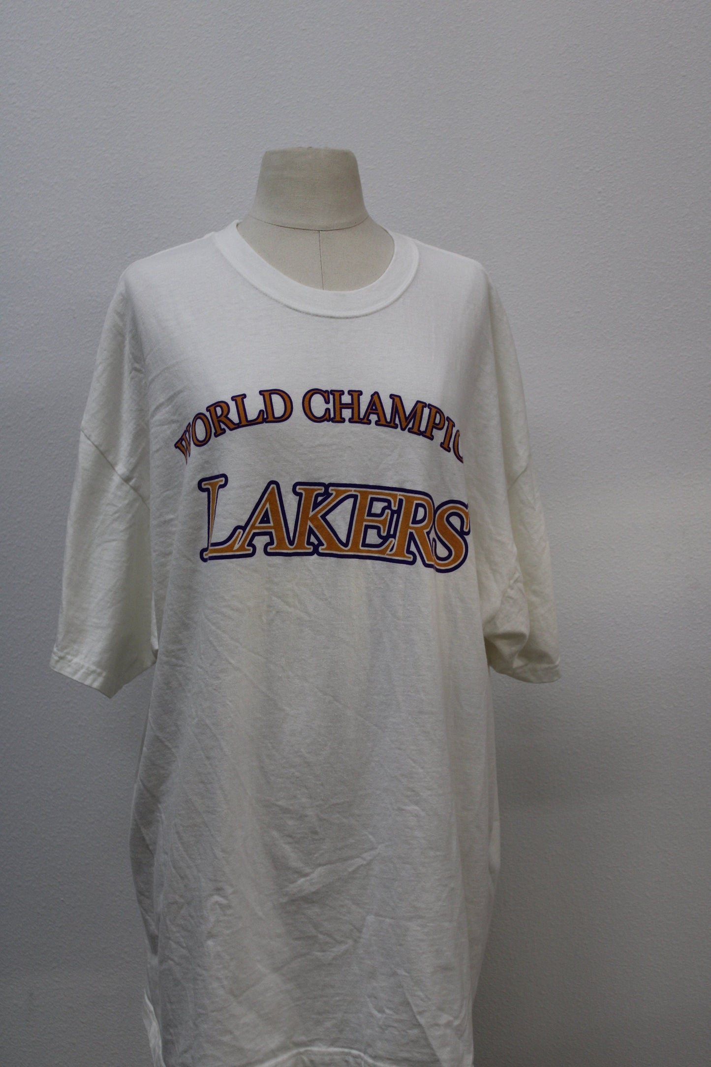 White los angeles lakers vintage rare superman spiderman 8 34 bryant o'neal ultimate challenege