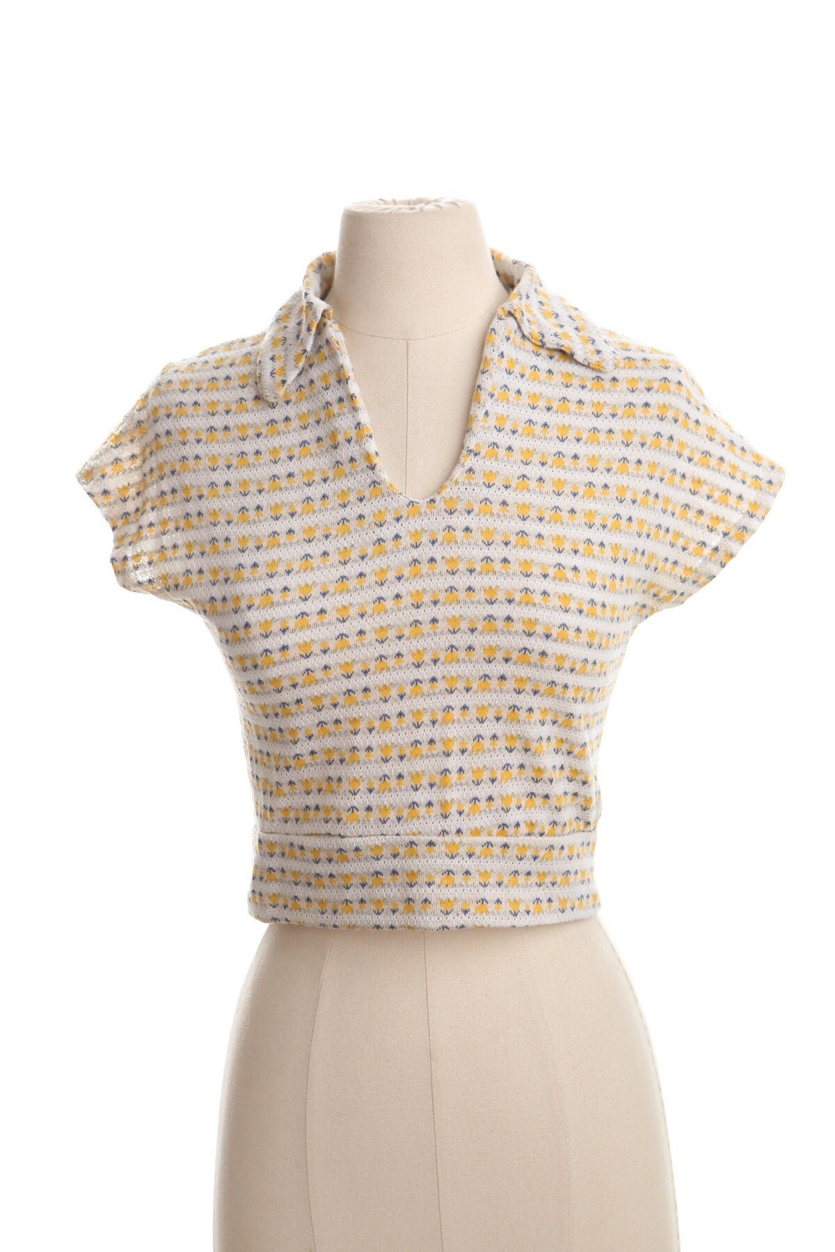 Vintage women blouse 70's white short sleeve v neck