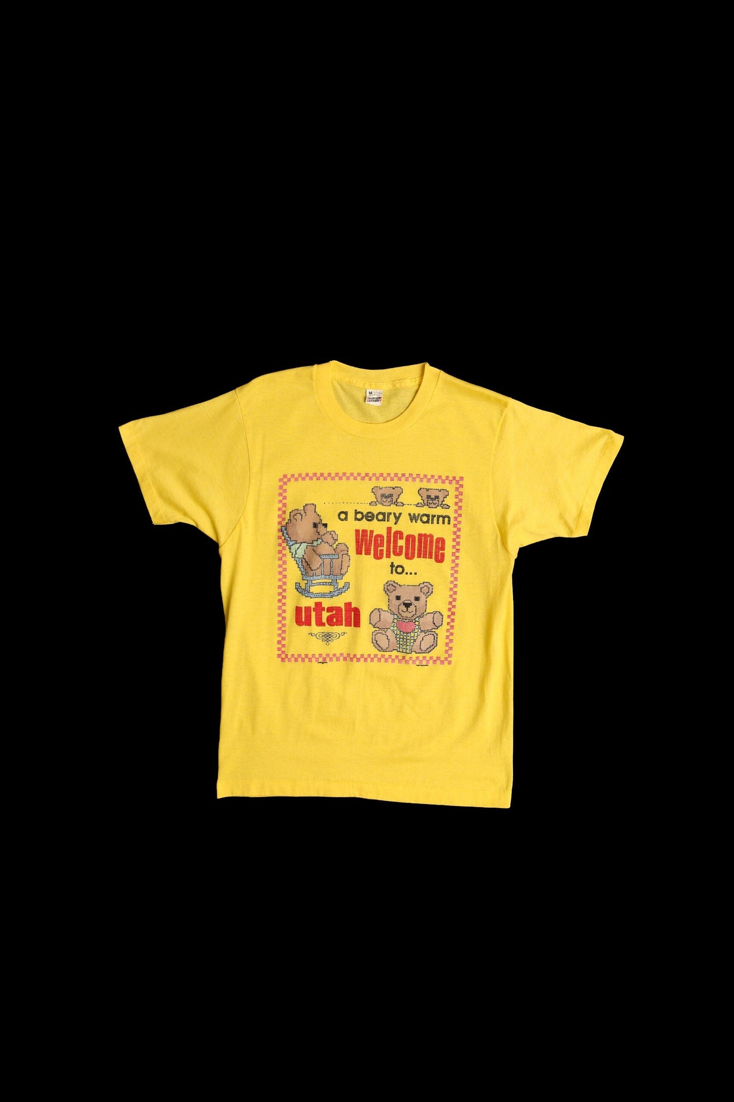 Vintage yellow bear teddy utah graphic t-shirt 80's