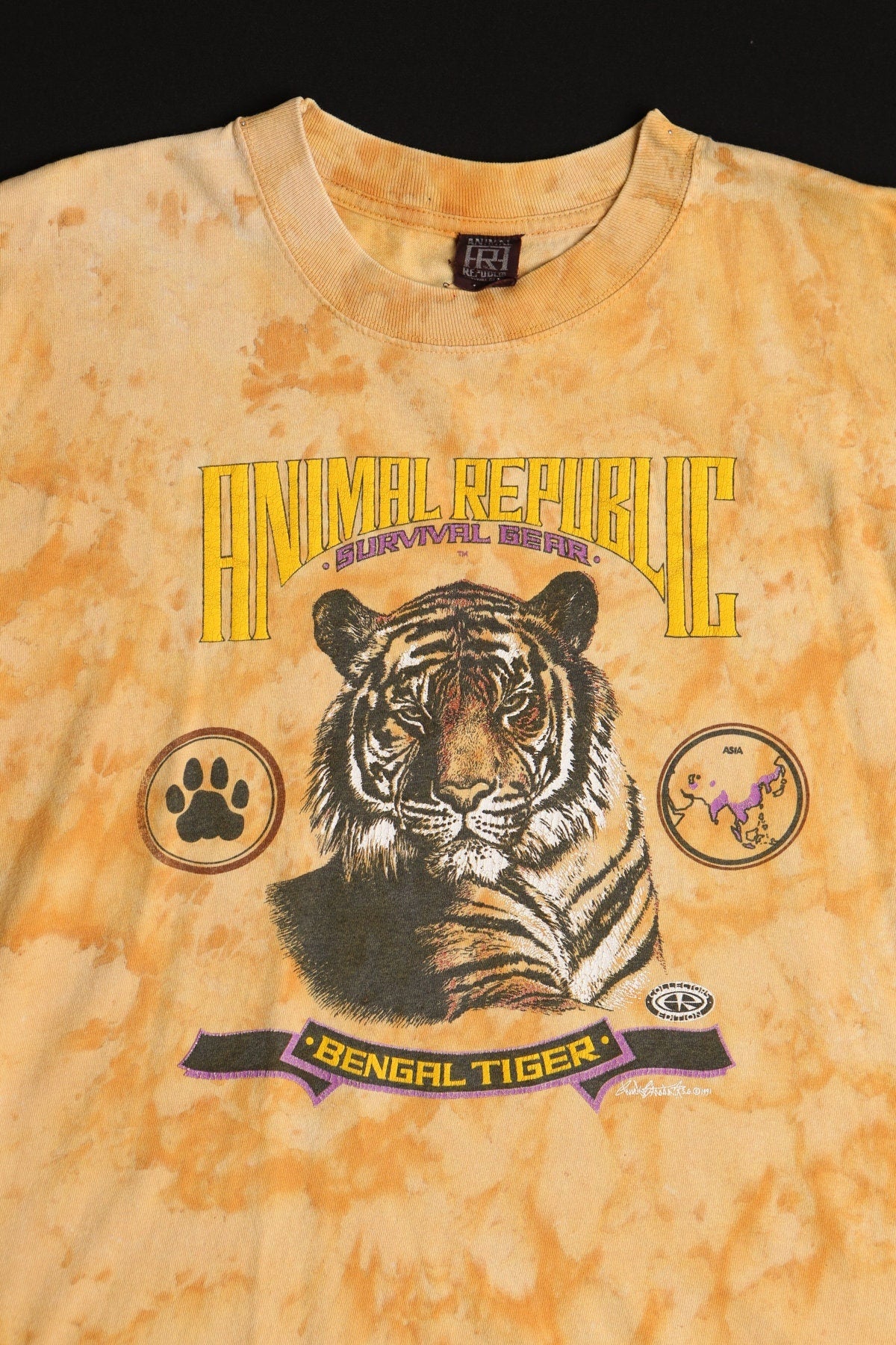 Vintage bengal tiger animal republic survival gear asia 1991 collectors edition 90's tie dye yellow refuge