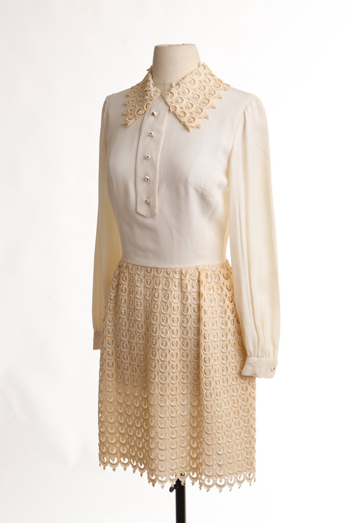 Vintage evening casual dress 60's 70's long sleeve lace formal mod beige