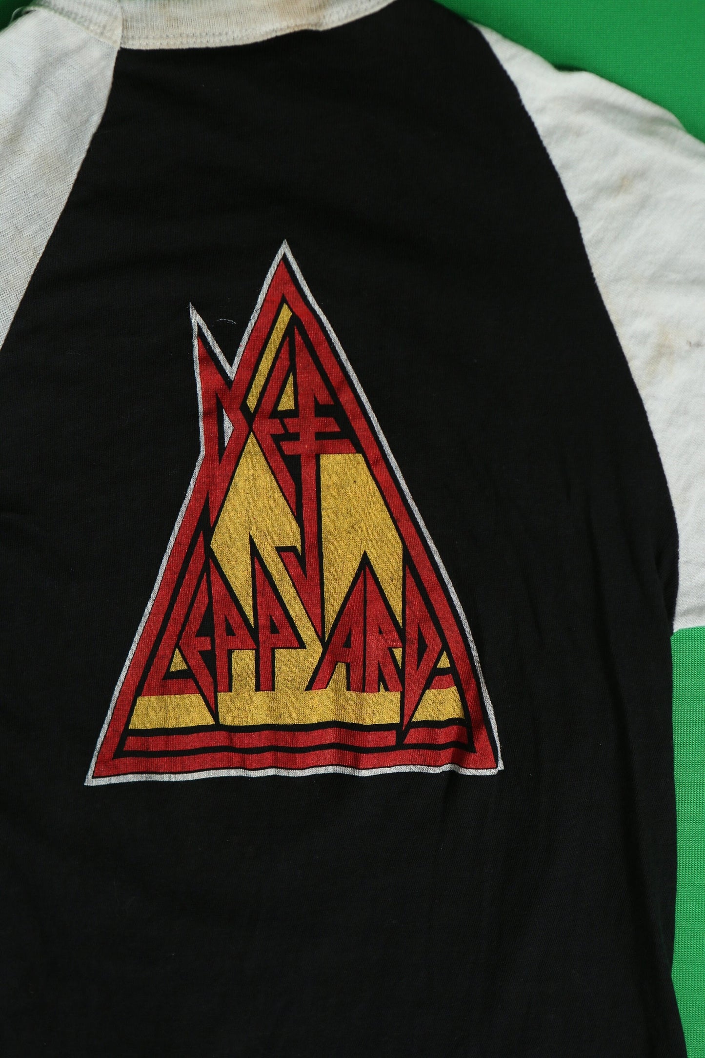 Def leppard pyromania vintage graphic concert t-shirt baseball tour