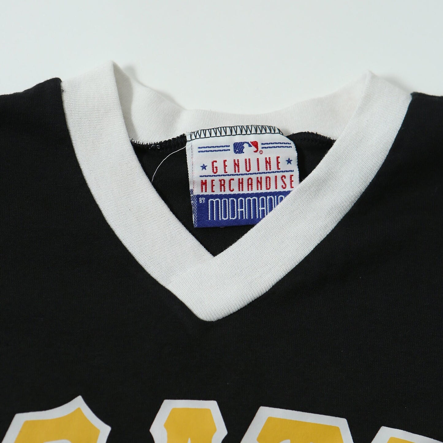 Pirates baseball t-shirt v-neck black mbl vintage 90's