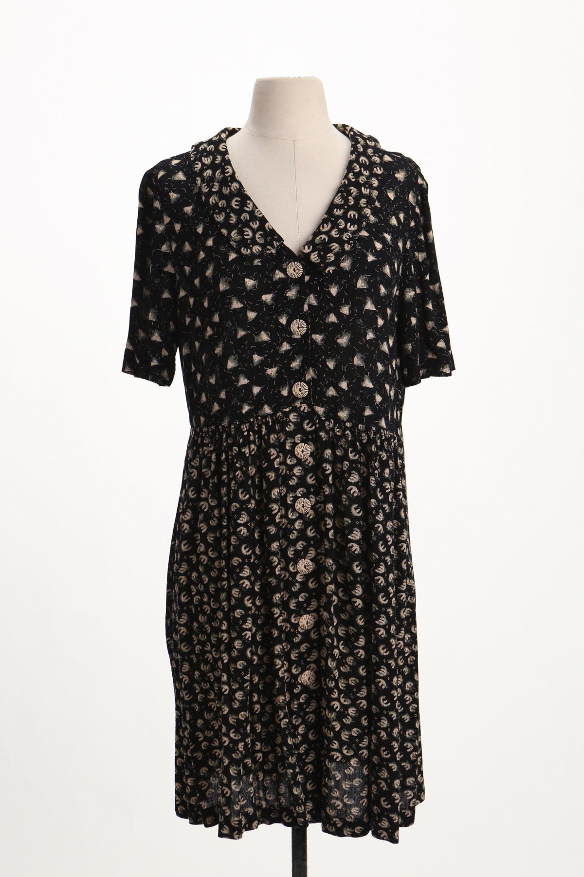 Vintage summer print dress black button 90's clousure rayon