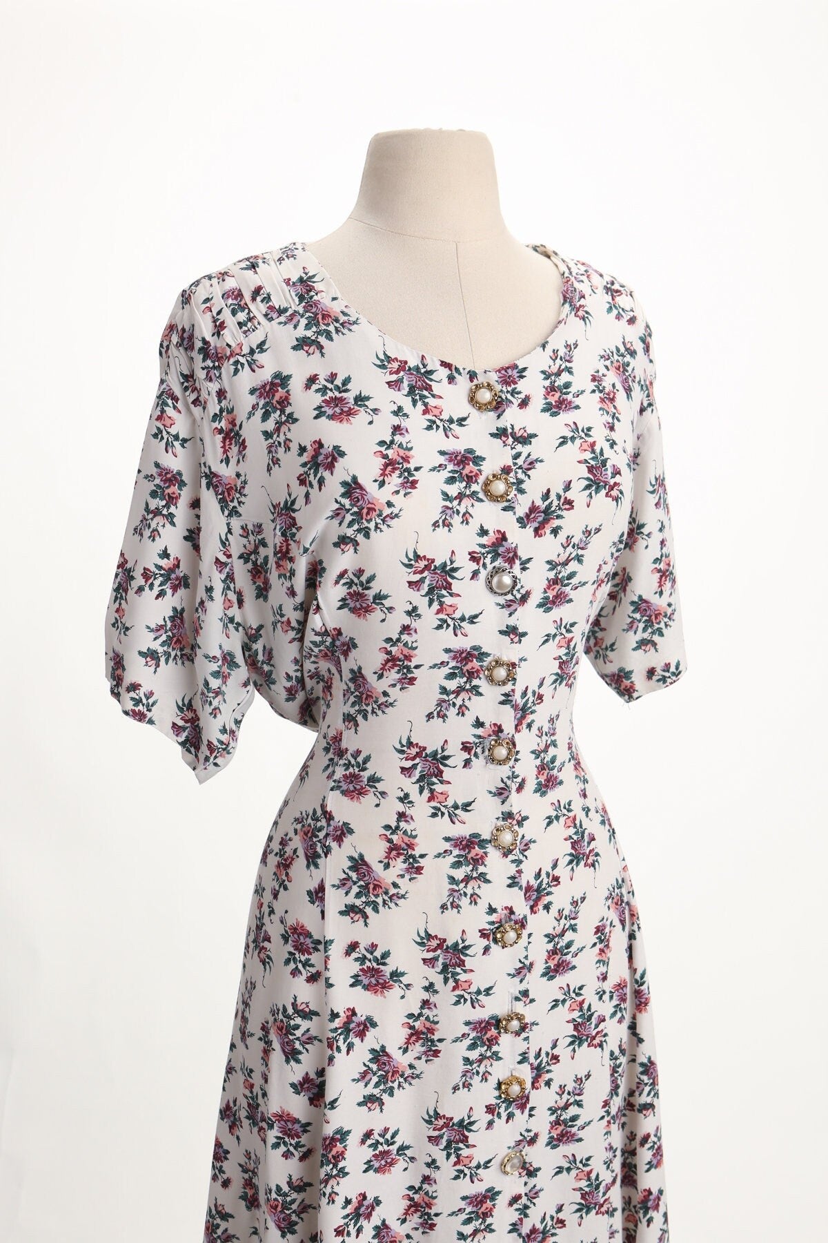 Vintage 90's floral print white summe dress button pearl short sleeve back tie belt