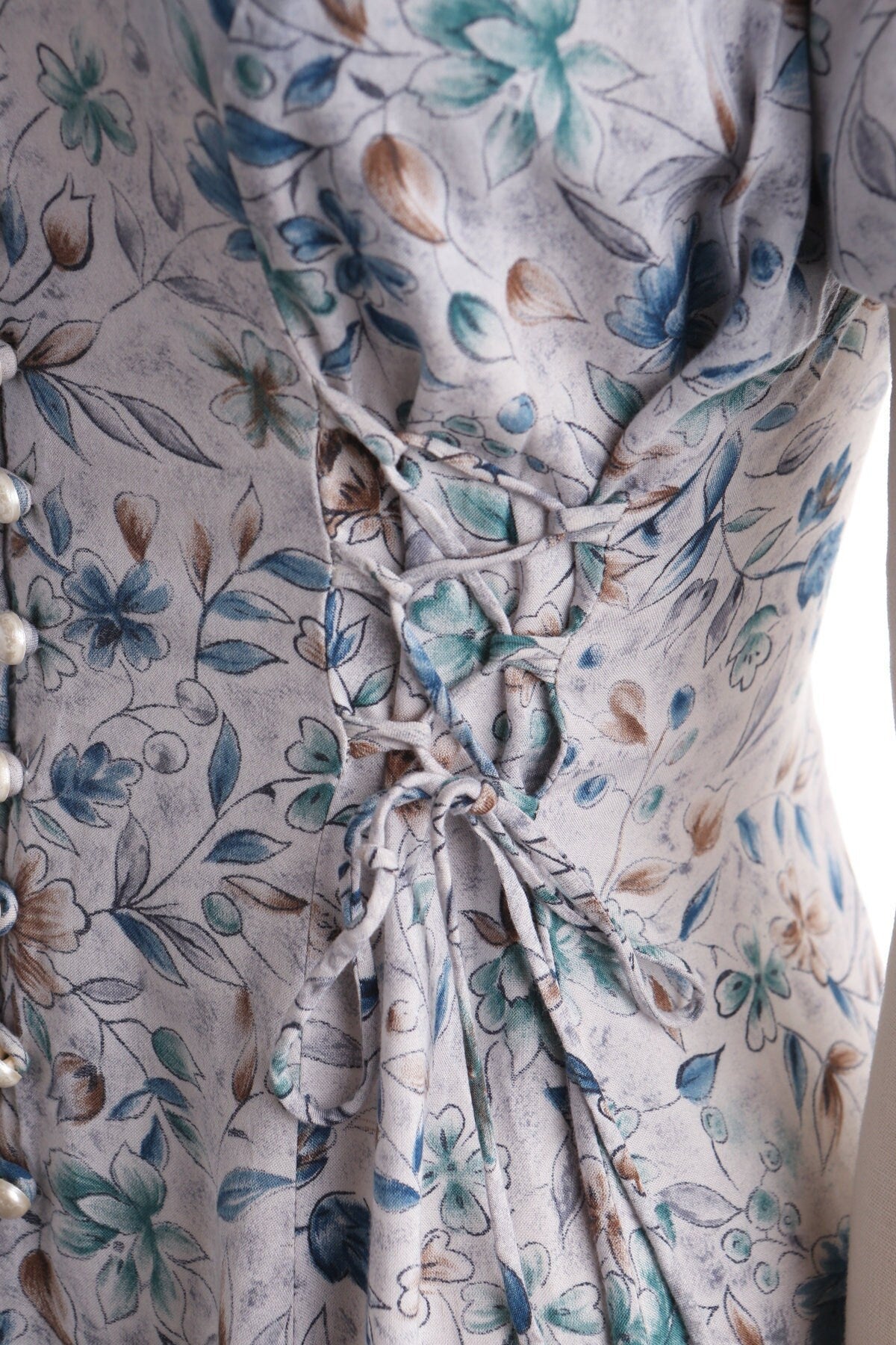 Vintage 90's summer floral dress women romper blue white button strap waist