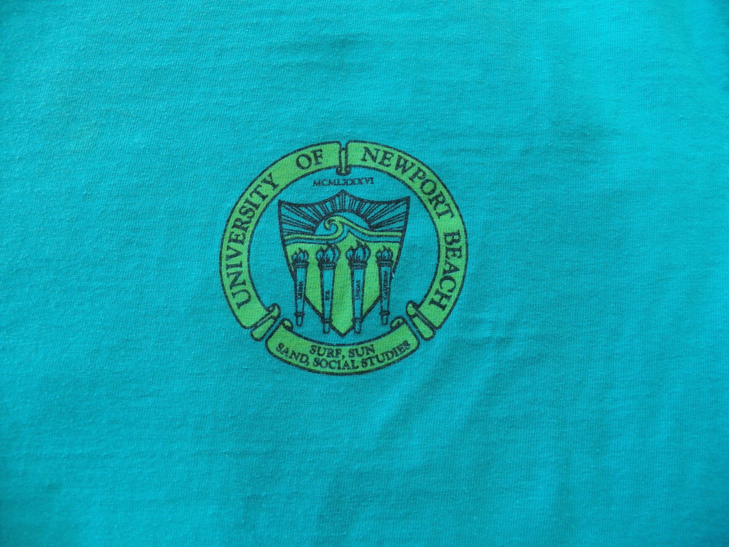 Vintage surfing staff university newport beach mcmlxxxvi hanes label cotton made in usa