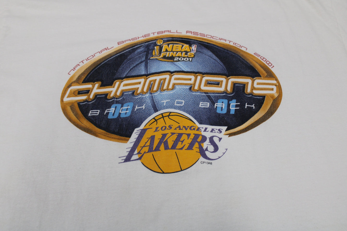 Lakers los angeles t-shirt white nba finals 2001 back to back champions basketball graphic