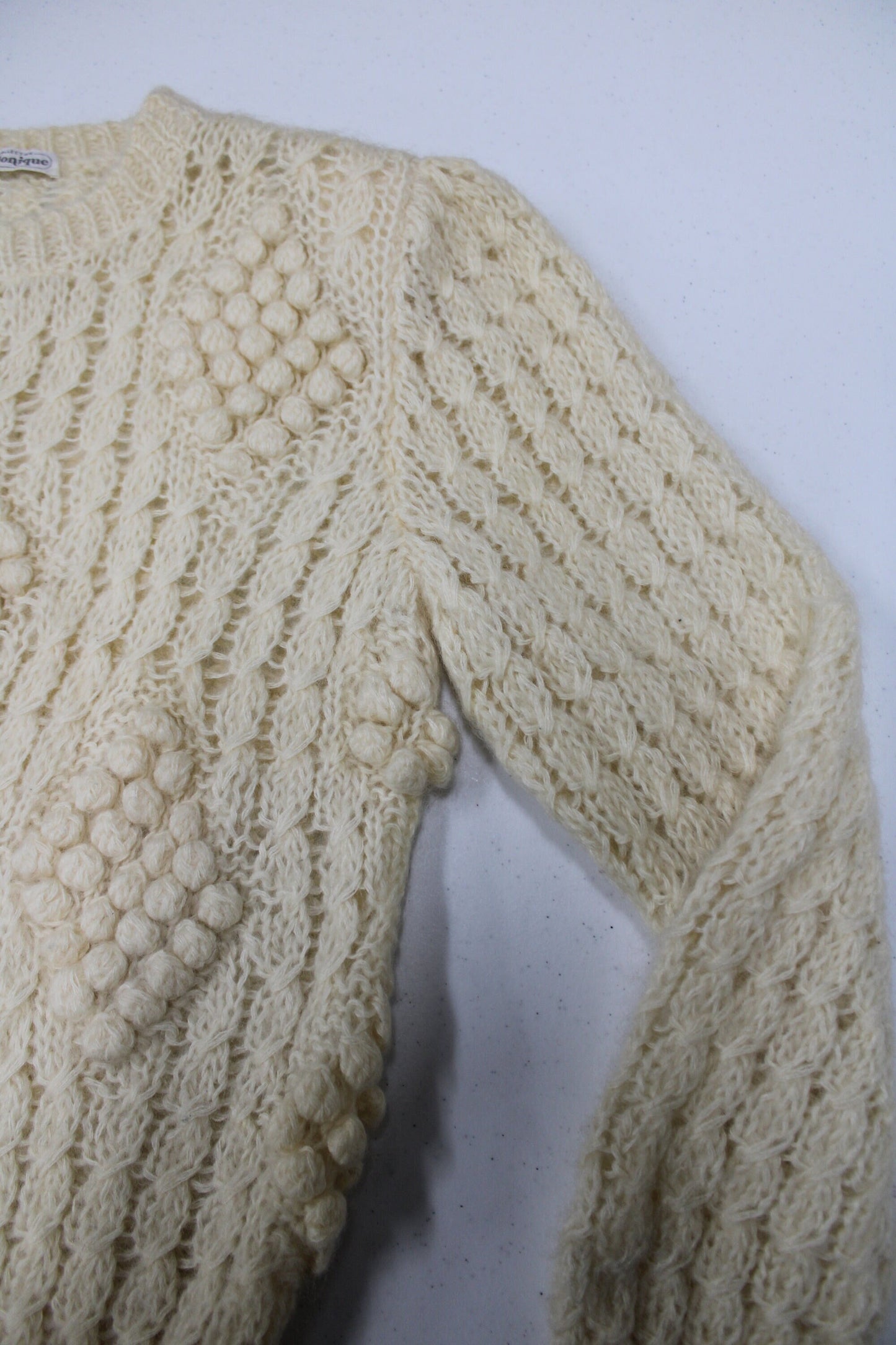 Women vintage knit sweater beige button up grandma winter 80's