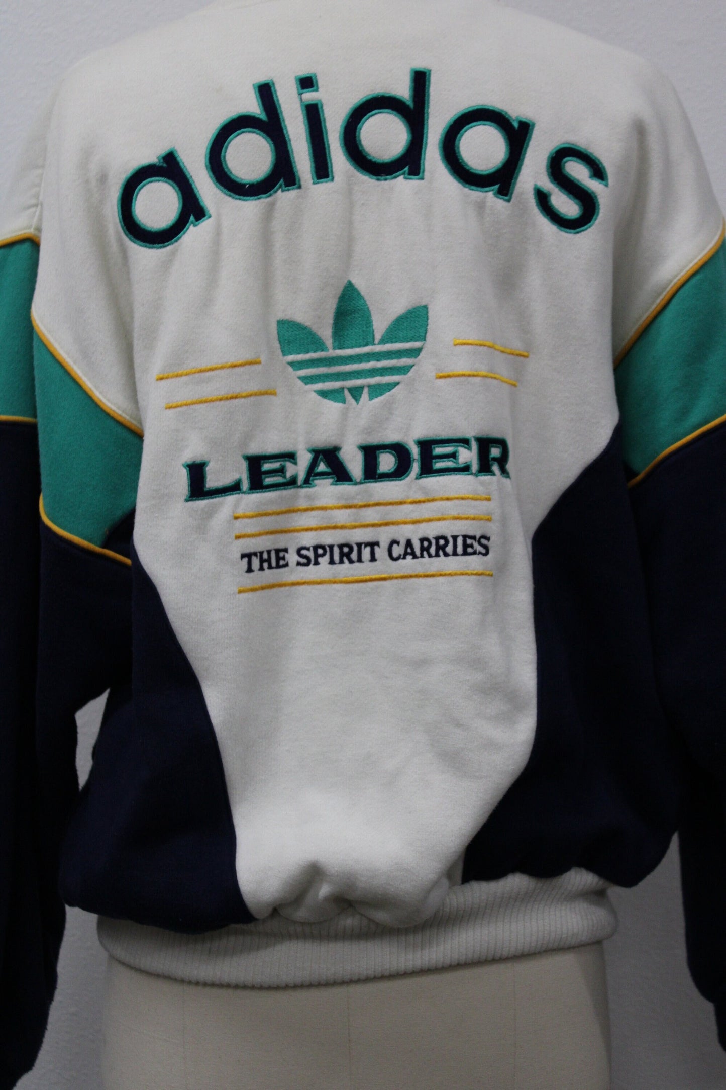 Adidas vintage sweatshirt white blue yellow green silver label leader the spirit carries graphic embroidered zip up