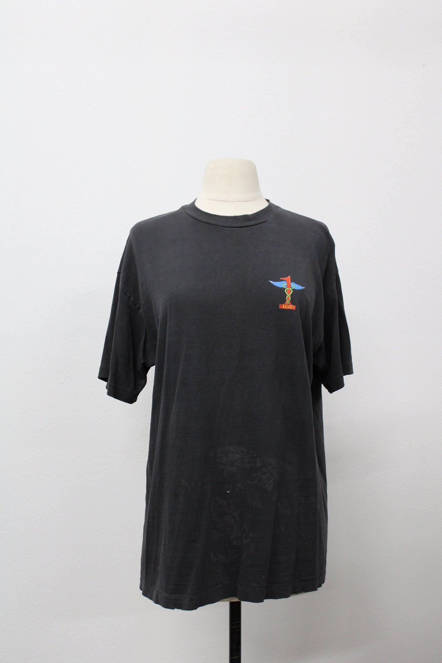 Biotechnology vintage company igf genentech inc black t-shirt made in usa large medical symbol logo