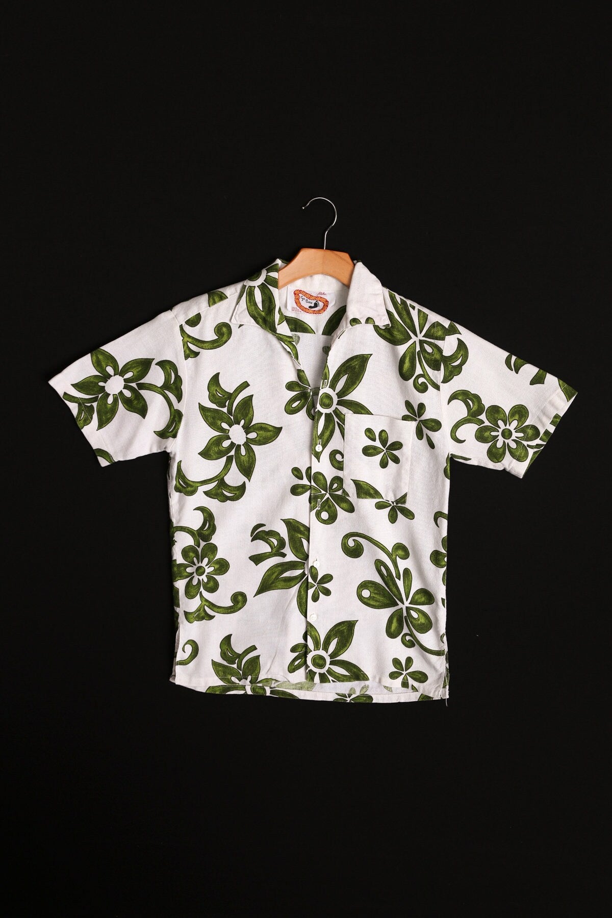 Vintage Men's White Hawaiian Shirt with Green Leaves Print