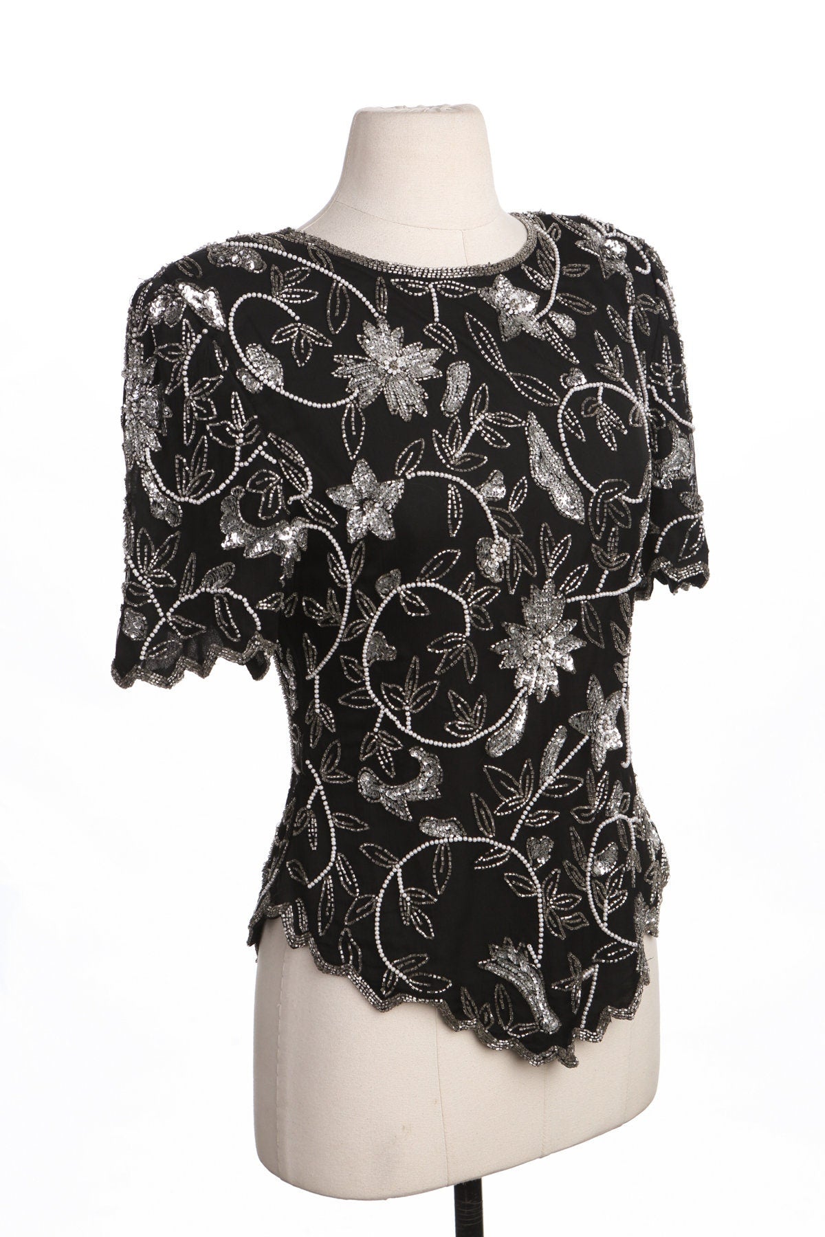 Women Black Top with Silver Sequin Details - Era 80's - 90's