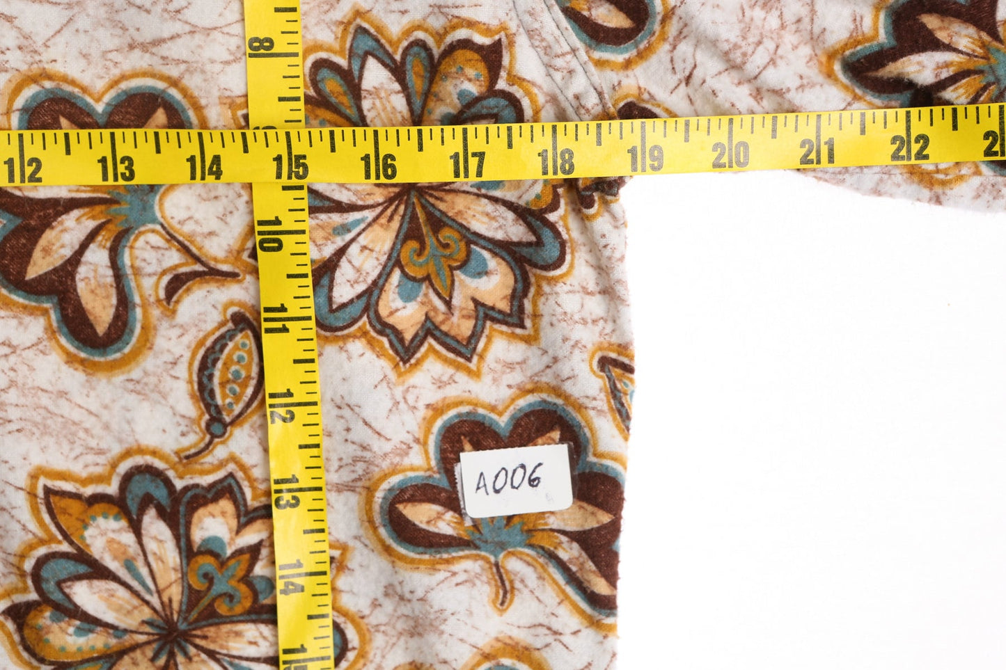 70's Men Floral Print Casual Shirt - No Pockets - Butterfly Neck